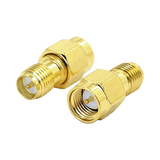Adaptador de SMA Macho a SMA Hembra Inverso, Oro/ Oro/ Teflón,