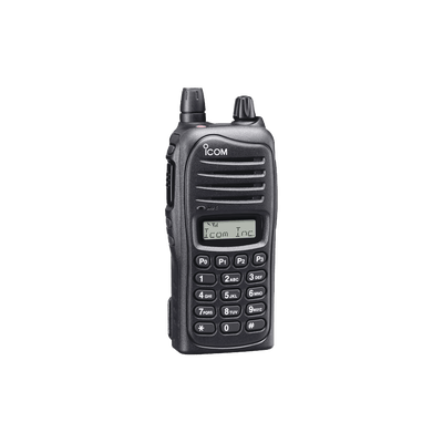 Radio portátil analógico, 5W de potencia, 128 canales, pantalla alfanumérica, teclado DTMF en rango de frecuencia 136-174 MHz.