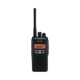 136-174 MHz, 5 Watts, 512 canales, pantalla de 14 caracteres y 6 teclas frontales,Incluye Batería, Antena, cargador y clip.