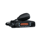 VHF 136-174 MHz, 50 Watts, 512 Canales. Opera en Modo Digital y FM Analógico. Incluye Accesorios