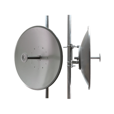 Antena para enlaces Carrier Class, Frec. 4.9 - 5.9 GHz Ganancia 29 dBi, Dimensiones 64.8 cm / Peso 8 kg