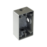 Caja Condulet FS de 3/4" ( 19.05 mm) con tres bocas a prueba de intemperie.