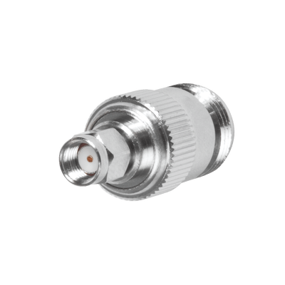Adaptador en Línea, de Conector SMA Macho Inverso a N Hembra, Níquel/ Oro/ Teflón.