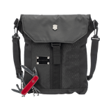 Paquete Victorinox de Mochila ADVENTURE TRAVELER DELUXE y Navaja CLIMBER de 14 Funciones.
